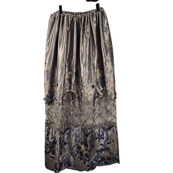 Boutique Dresses & Skirts - Silver Floral Sequin Embroidered Mesh Panel Maxi Skirt Elastic Waist Scalloped